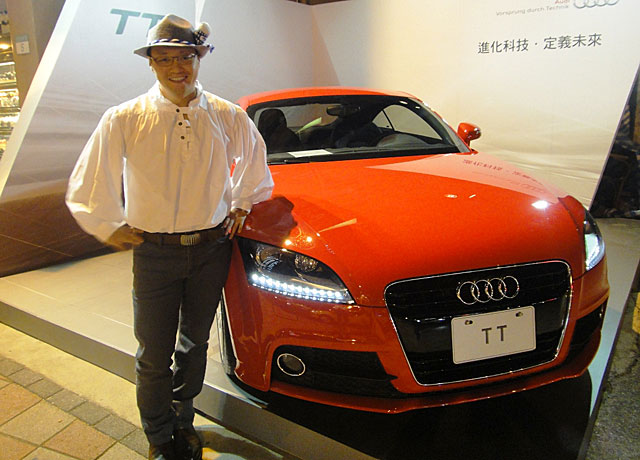 台湾奥迪汽车热情相挺,audi tt现身台北温德餐馆