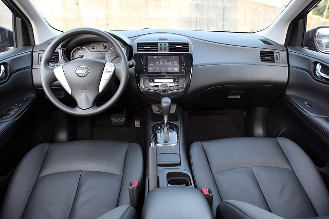 Nissan Sentra Sv >> 型、質同步提升─Nissan Tiida試駕,內裝乘用篇 | U-CAR Nissan Sentra Sv >> 型、質同步提升─Nissan Tiida試駕,內裝乘用篇 | U-CAR