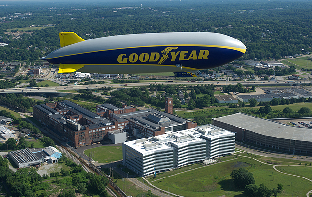 乘载轮胎梦 goodyear飞船「飞足一号」正式启航