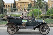 路遙知馬力，荷蘭夫婦駕百年福特Model T型車環遊世界