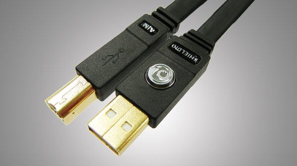 層層屏蔽杜絕干擾－AIM UA1 USB 線