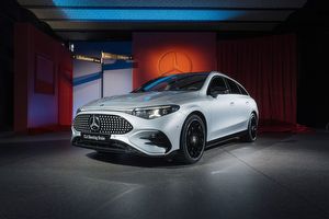 Mercedes-Benz大改款CLA Shooting Brake車系圖集
