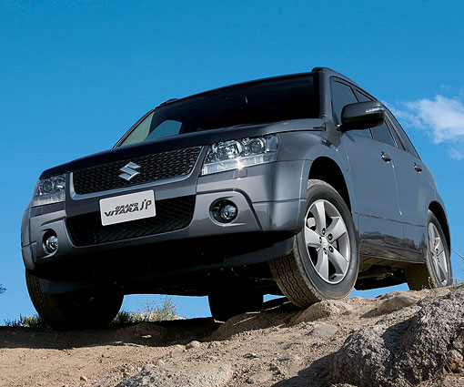 在台湾的suv市场之中,强调全时四轮传动性能的suzuki grand vitara jp