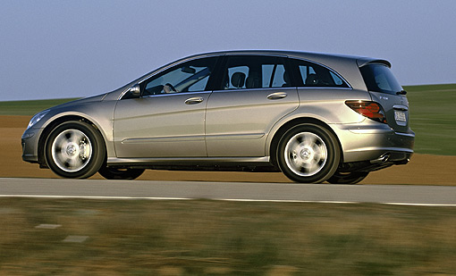 mercedes benz r-class因为三星标志的加持,让它在品牌认同度上得到了