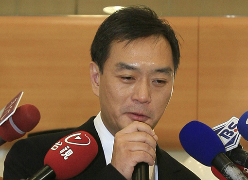 月二十二日正式发表,裕隆汽车集团严凯泰副董事长除了亲临会场致词外