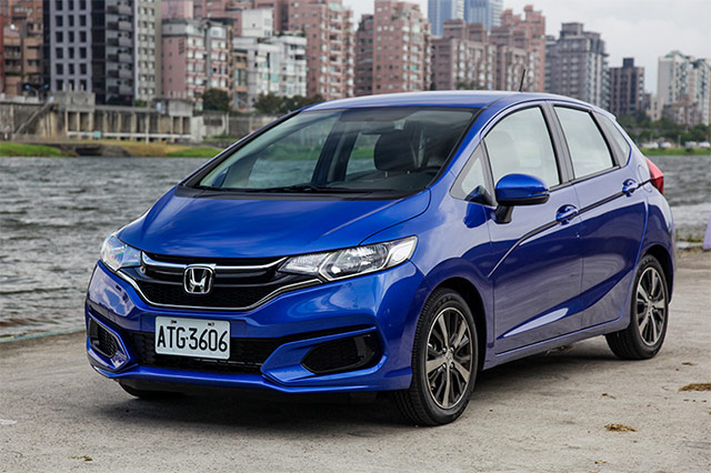 honda fit颠覆小型车传统思维,将rv大空间的概念运用其上,同时兼顾