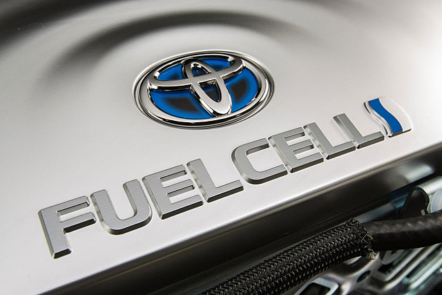 2020年推出新世代氢燃料动力科技,toyota预估fcv未来售价将与油电车