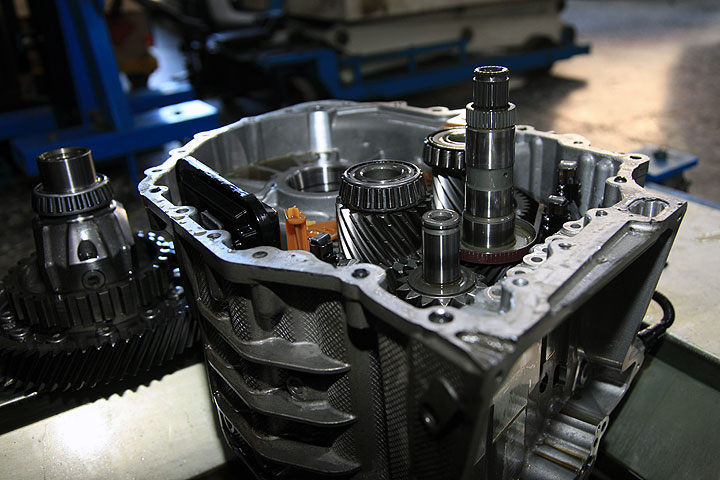 變速箱保修專題Volkswagen DSG變速箱故障，民間保修廠處裡範例-以DQ250為例 | U-CAR專題