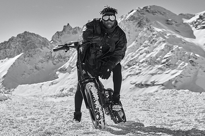 moncler bike