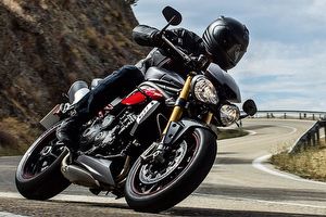 Triumph霸王街車speed Triple R改款躍進 再現熱血車魂 U Car新聞