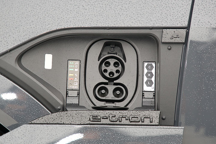 [U-EV]國內Audi Q8 e-tron CCS1充電規格一年後也將轉向，Volkswagen集團在臺將一律採用CCS2 | U-CAR新聞