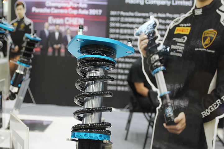 2024 Taipei AMPA：職業賽車手陳意凡推出Evan Racing專用避震器產品