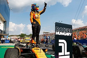 [F1回顧]匈牙利站
McLaren拿下冠亞軍