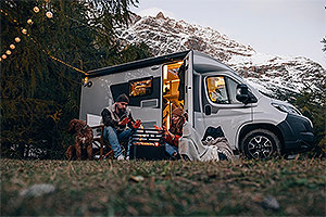桃竹苗經銷商彼德國際成立
Sunlight T58露營車新車發表