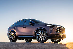 承襲FX，量產版很快推出
Infiniti QX65概念車亮相
