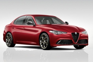 [新車介紹]義式轎跑回歸
Alfa Romeo Giulia