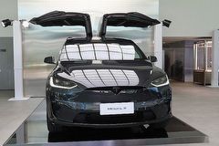 [U-EV]漲1.5至30萬、增車內氣氛燈/前鏡頭，小改款Tesla Model S與Model X國內首現