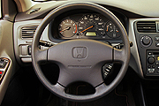 駕駛座氣囊瑕疵，美國宣佈Accord、Civic與Acura TL召回公告