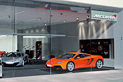 撼動超跑市場版圖，McLaren逐步建構完整經銷體系