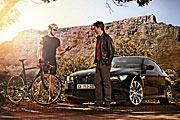 雙輪的黑色魅力，BMW M款碳纖維公路車預購開跑