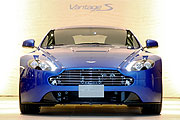 永三總部落成啟用，Aston Martin V8 Vantage S強力站臺
