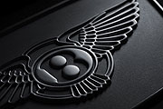 Bentley首款SUV即將現身，挾12缸引擎進軍豪華市場