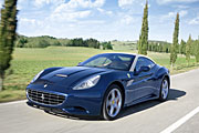 上看490匹，Ferrari California性能提升版日內瓦車展登場
