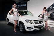 新增入門，小改款M-Benz GLK 230萬起開賣