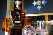 Johnnie Walker XR21年與琉璃工房合作推出尊貴禮盒組