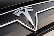 10年來首度盈利，電動車品牌Tesla戲劇化逆轉