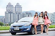 2014台北車展活動開跑，Hyundai首發網路正妹接待