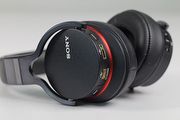 數位/類比雙重滿足－Sony MDR-1ADAC耳罩式耳機