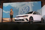 月付999元起享4年免費保養與5年保固，Volkswagen 2017年加強售後服務