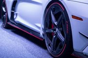 2017日內瓦車展：展現兩大技術，Pirelli發表彩色車胎、智慧輪胎監測系統