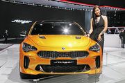 2017首爾車展：365匹馬力的最強轎車，Kia Stinger預計2017台北車展發表