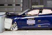 美國IIHS撞擊測試，M-Benz E-Class獲進階安全首選、Tesla Model S攻頂失敗