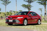 正式售價106.9萬起、雙動力設定，Toyota大改款Camry車系國內發表