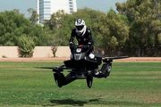 科幻飛天戰警成為現實，杜拜警方將投入飛行機車設備