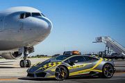 最吸睛的機場滑行前導車，Lamborghini提供Huracán RWD給波隆那機場使用