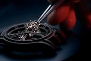 Roger Dubuis再度挑戰製錶極限 全新推出Excalibur Spider Carbon3 碳纖維超級腕錶
