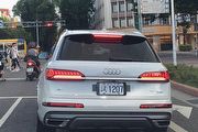 [間諜照] 小改款Audi Q7北市捕獲，國內估下半年登場