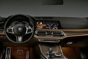 BMW原廠在41國iDrive 7.0車款推送聖誕與新年動畫彩蛋！但臺灣市場車款不會顯示