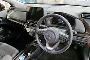7月中日本發表、實車已抵各經銷，大改款Toyota Prius c內裝完整曝光