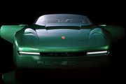 與巴黎時尚品牌結合，Porsche 968 L’ART時裝週登場