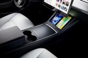 [U-EV]晶片短缺影響？美國部分Tesla Model Y/3新車交付缺少中控USB-C與手機無線充電