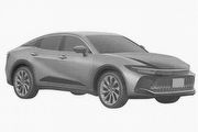 採四門Fastback跨界設計，Toyota大改款Crown車系外觀設計專利圖曝光