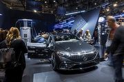 Mercedes-Benz Level 3半自動駕駛輔助將於美國上路，ALC自動變道功能2023年進入北美