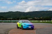 [U-EV]Tesla「Drive with Pride 與驕傲同行」第6屆活動開跑，發布 2023 年最新彩虹車紀錄短片
