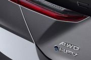 預告照曝光，美國Toyota敲定新世代Camry將於11/14登場，確認提供油電、四驅車型