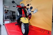 售價20.9萬元、慶祝迪士尼100週年，迪士尼米老鼠Vespa Primavera 150聯名特式版首批到港
